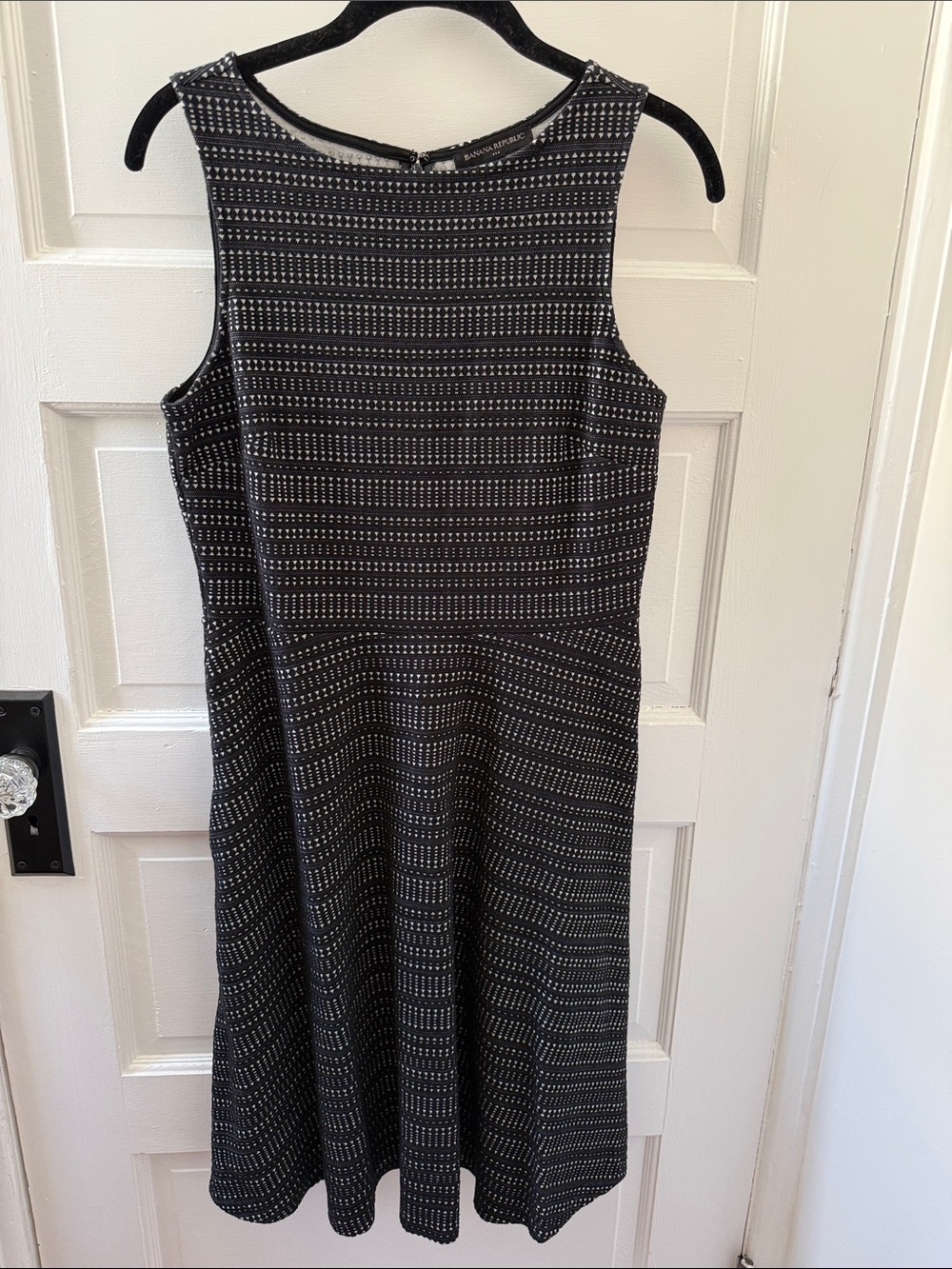 Banana Republic Black and White Sleeveless Midi Dress